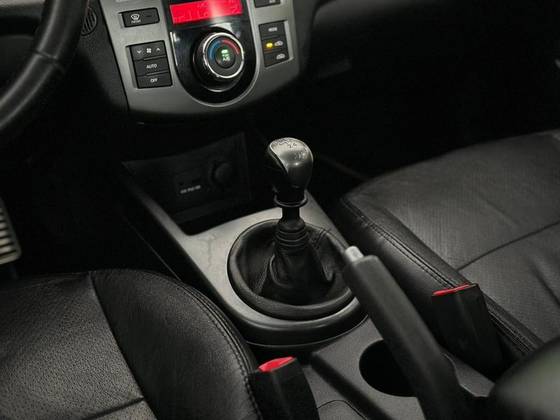KIA CERATO 1.6 SX2 16V GASOLINA 4P MANUAL